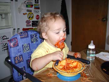 Scott eats messy 007